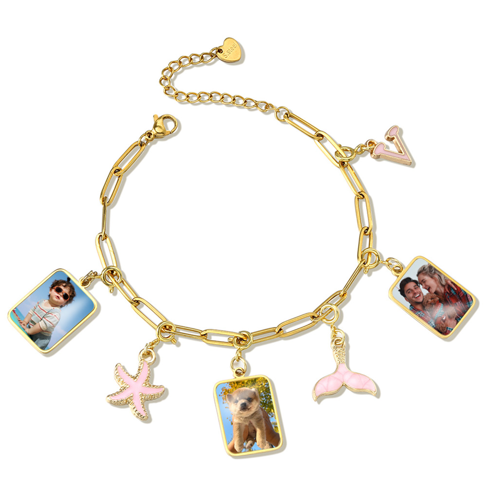 Collar con colgante de bandera - Women Accessories Photos reseña y precio