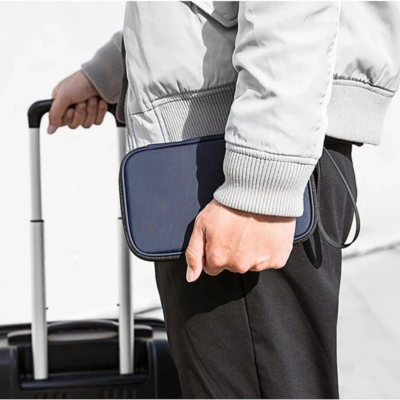 Funda ligera para pasaporte de - Women Accessories List reseña y precio